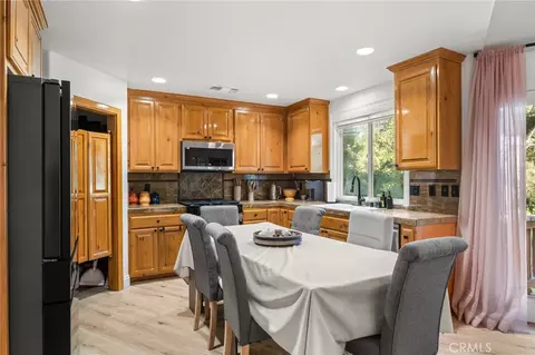 Other - 24599 Geneva Dr, Crestline, CA 92325 photo 2 of 6