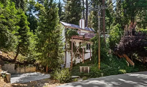 Exterior - 24599 Geneva Dr, Crestline, CA 92325 photo 4 of 15