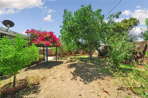Exterior - 184 E Grant, Rialto, CA 92376 photo 4 of 6