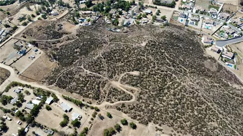 1 Wickerd Rd, Menifee, CA 92584 photo 4