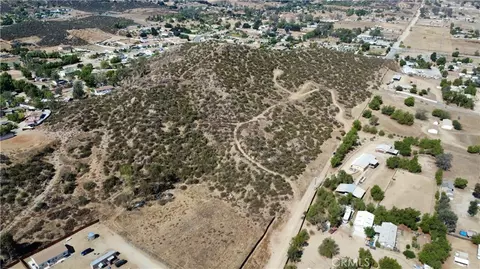 1 Wickerd Rd, Menifee, CA 92584 photo 27