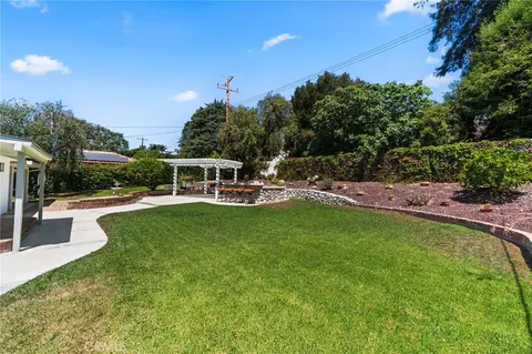 Exterior - 547 W 25th, Upland, CA 91784 photo 7 of 10