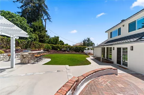 Exterior - 547 W 25th, Upland, CA 91784 photo 6 of 10