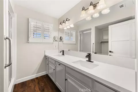 Bath - 547 W 25th, Upland, CA 91784 photo 1 of 4