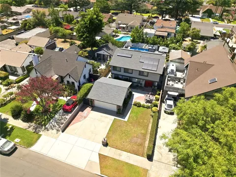 View/Area - 326 E I St, Ontario, CA 91764 photo 2 of 9