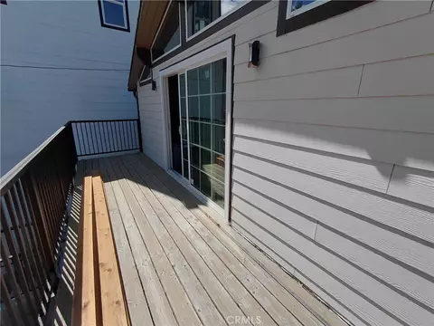 Exterior - 32987 Arrowbear, Running Springs, CA 92382 photo 2 of 3