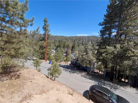Exterior - 32987 Arrowbear, Running Springs, CA 92382 photo 3 of 3
