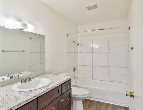 Bath - 46595 Vargas Rd, Indio, CA 92201 photo 1 of 2