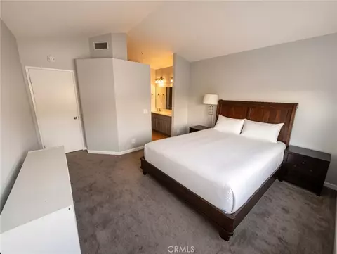 Bedroom - 14932 Dandelion Ct, Fontana, CA 92336 photo 1 of 6