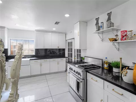 Kitchen - 6958 37th St, Riverside, CA 92509 photo 3 of 3