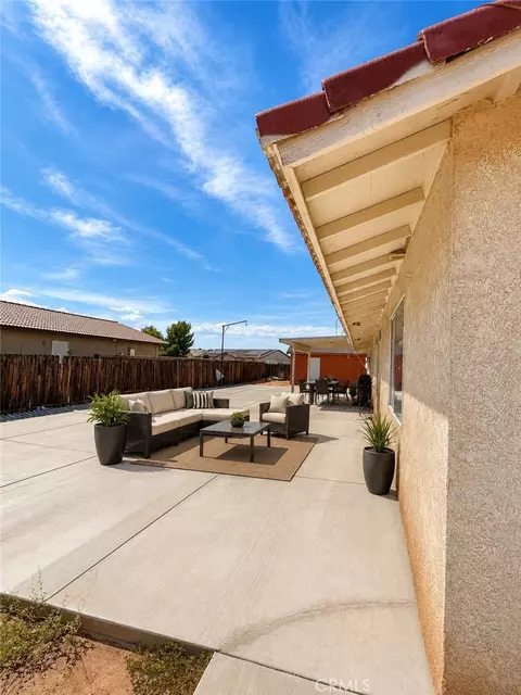Exterior - 14168 Tu Su, Apple Valley, CA 92307 photo 3 of 6