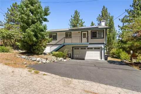 Exterior - 2054 Slippery Elm, Wrightwood, CA 92397 photo 2 of 9