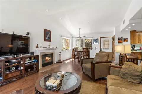 Living - 2054 Slippery Elm, Wrightwood, CA 92397 photo 4 of 4