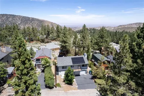 View/Area - 2054 Slippery Elm, Wrightwood, CA 92397 photo 2 of 5