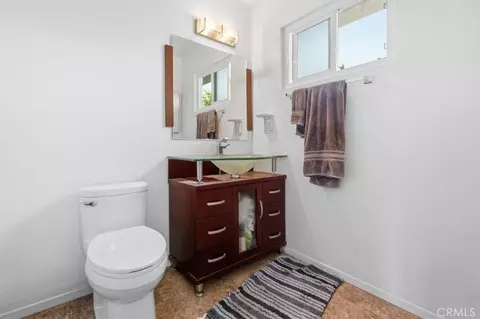 Bath - 8511 Avalon Ct, Rancho Cucamonga, CA 91701 photo 2 of 3