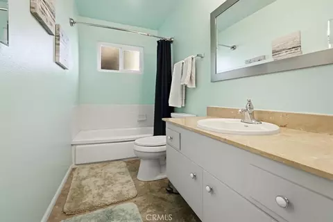 Bath - 8511 Avalon Ct, Rancho Cucamonga, CA 91701 photo 3 of 3