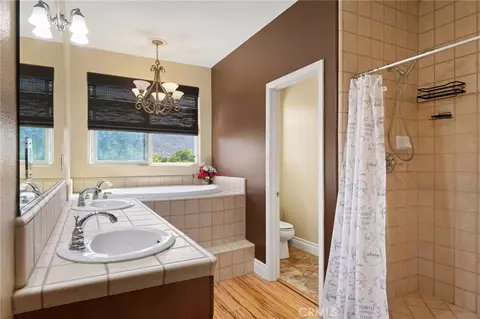 Bath - 21713 Front St, Wildomar, CA 92595 photo 2 of 6