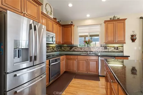 Kitchen - 21713 Front St, Wildomar, CA 92595 photo 2 of 3