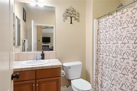 Bath - 21713 Front St, Wildomar, CA 92595 photo 1 of 6