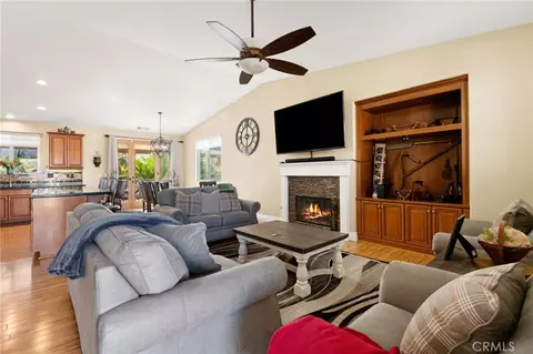 Living - 21713 Front St, Wildomar, CA 92595 photo 1 of 3