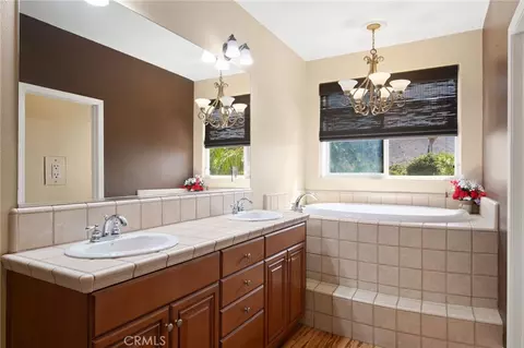 Bath - 21713 Front St, Wildomar, CA 92595 photo 3 of 6