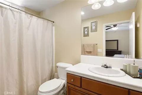 Bath - 21713 Front St, Wildomar, CA 92595 photo 5 of 6