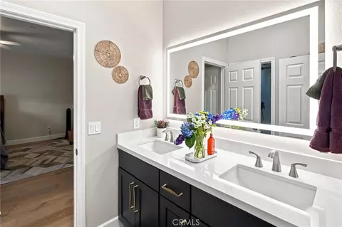 Bath - 186 W 20th, Upland, CA 91784 photo 7 of 8