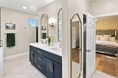Bath - 186 W 20th, Upland, CA 91784 photo 1 of 8