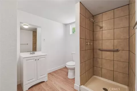 Bath - 1423 Mesa, Barstow, CA 92311 photo 1 of 2