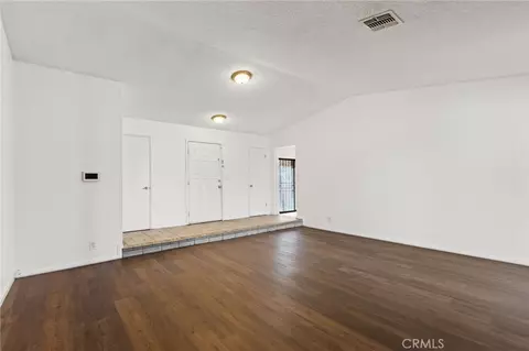 Living - 40912 169th E, Lancaster, CA 93535 photo 4 of 7