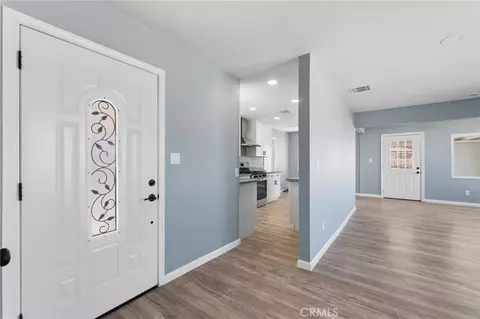 Entry Way - 937 Elizabeth St, Barstow, CA 92311 photo 1 of 2