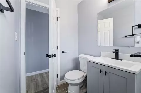 Bath - 937 Elizabeth St, Barstow, CA 92311 photo 1 of 2