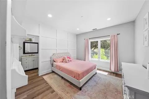 Bedroom - 1102 Rivera Dr, Wrightwood, CA 92397 photo 3 of 6