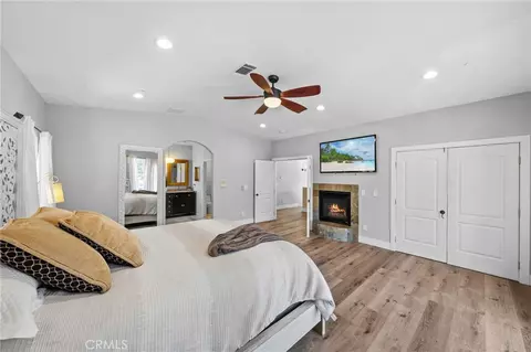 Bedroom - 1102 Rivera Dr, Wrightwood, CA 92397 photo 1 of 6
