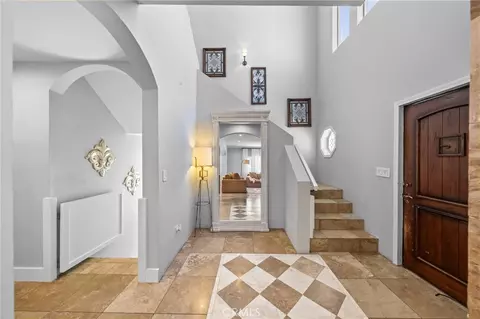Entry Way - 1102 Rivera Dr, Wrightwood, CA 92397 photo 2 of 11