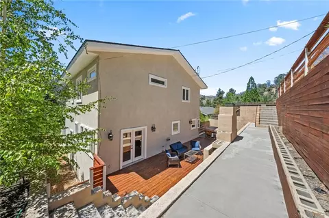 Exterior - 1102 Rivera Dr, Wrightwood, CA 92397 photo 11 of 18