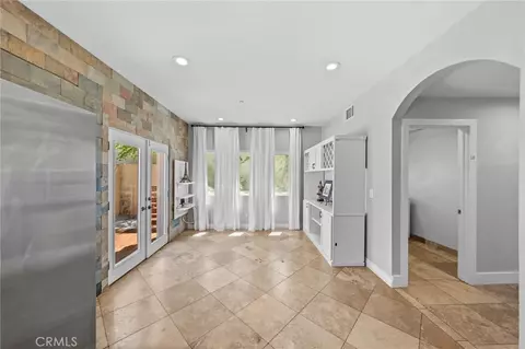 Entry Way - 1102 Rivera Dr, Wrightwood, CA 92397 photo 5 of 11