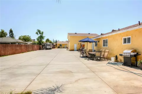 Exterior - 4320 Ambs Dr, Riverside, CA 92505 photo 4 of 16
