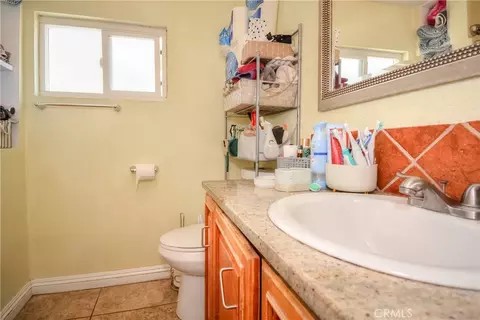 Bath - 4320 Ambs Dr, Riverside, CA 92505 photo 1 of 2