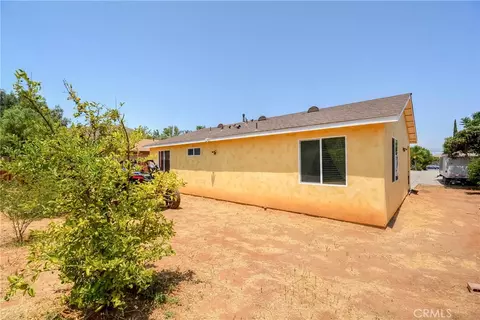 Exterior - 4320 Ambs Dr, Riverside, CA 92505 photo 7 of 16