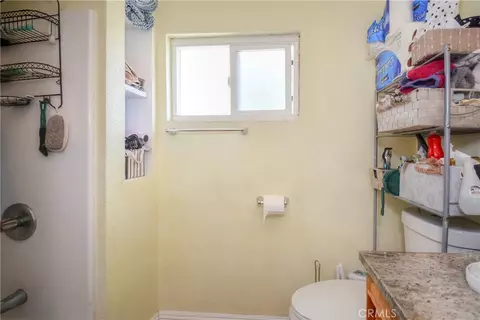 Bath - 4320 Ambs Dr, Riverside, CA 92505 photo 2 of 2