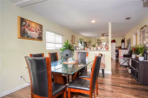 Dining - 4320 Ambs Dr, Riverside, CA 92505 photo 5 of 6