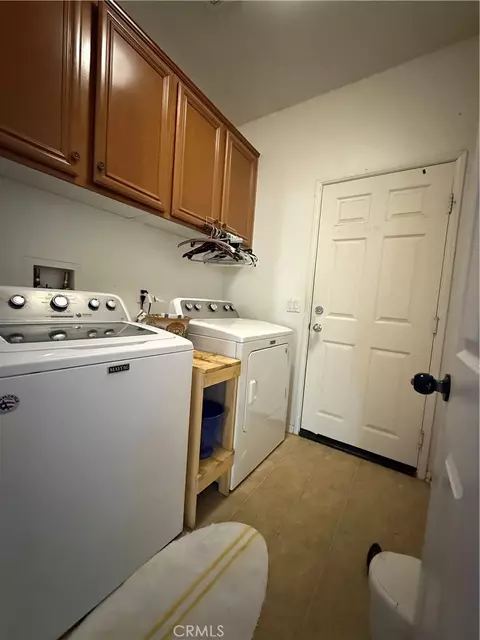 1592 Flora, Beaumont, CA 92223 photo 11