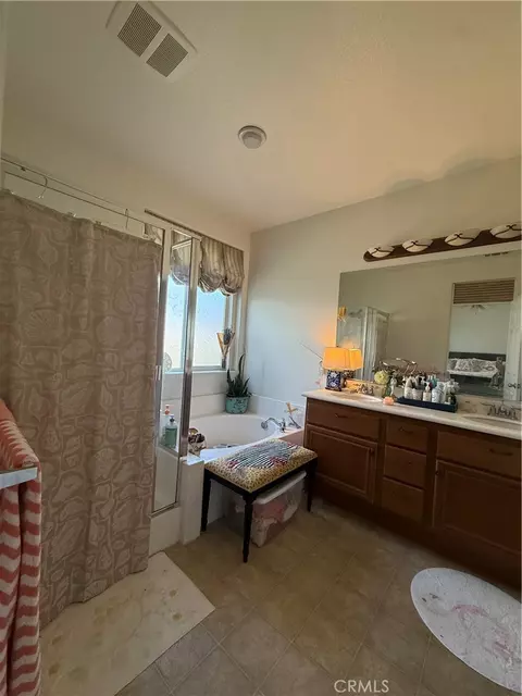 Bath - 1592 Flora, Beaumont, CA 92223 photo 3 of 5