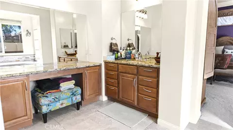 Bath - 923 Union St, Beaumont, CA 92223 photo 2 of 6