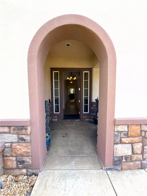 Entry Way - 923 Union St, Beaumont, CA 92223 photo 1 of 7