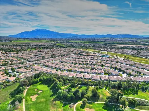 View/Area - 923 Union St, Beaumont, CA 92223 photo 5 of 5