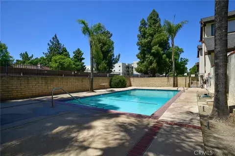9601 Sylmar Ave #1, Panorama City, CA 91402
