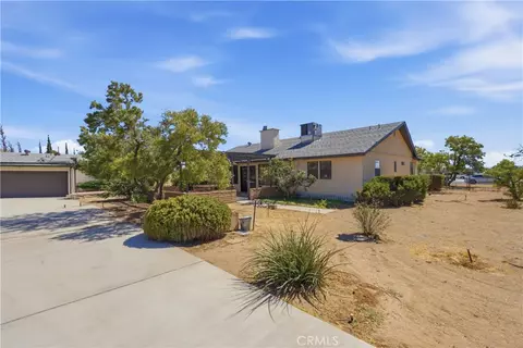 Exterior - 16239 Chippewa, Apple Valley, CA 92307 photo 9 of 22