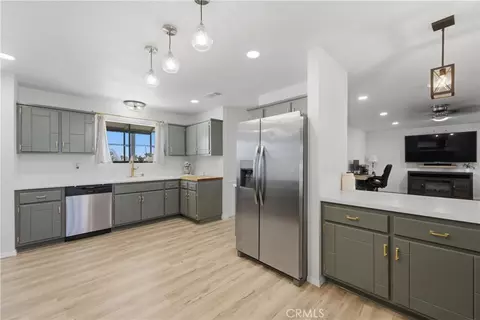 Kitchen - 16239 Chippewa, Apple Valley, CA 92307 photo 1 of 7